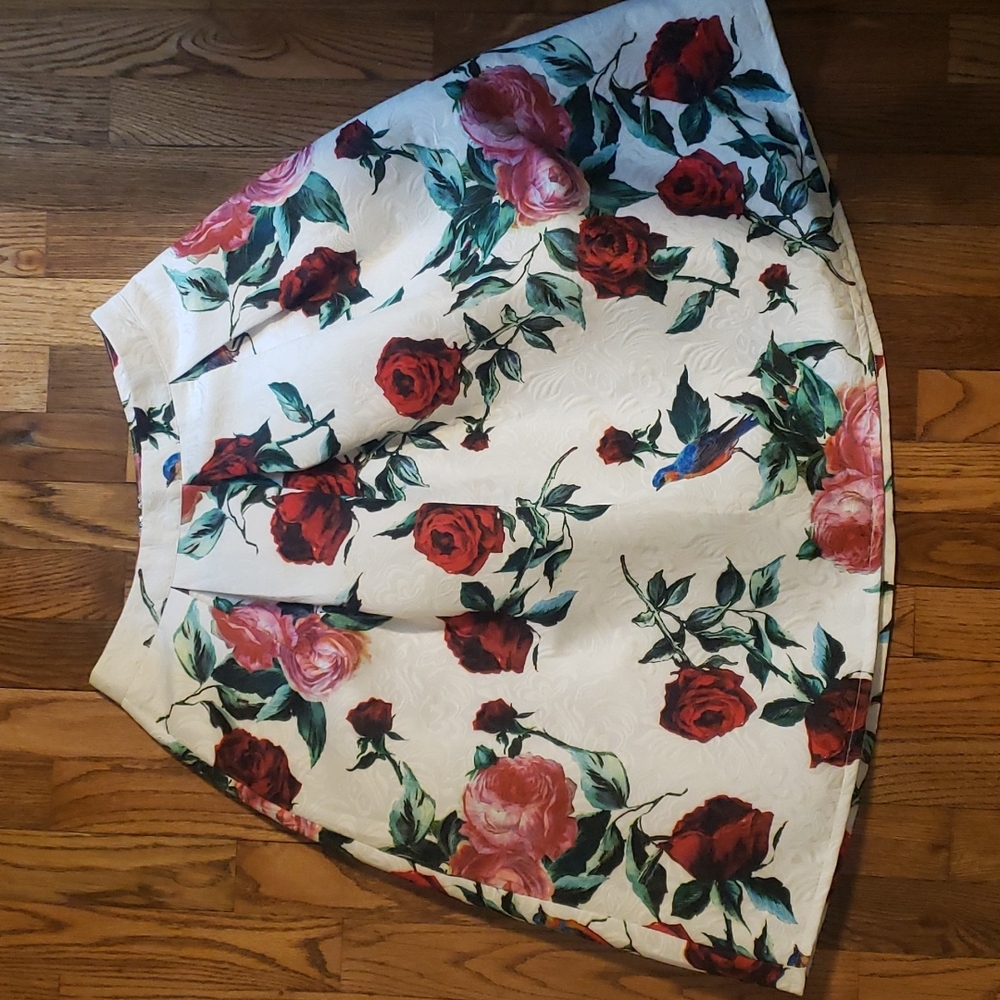 Forever 21 rose floral skirt